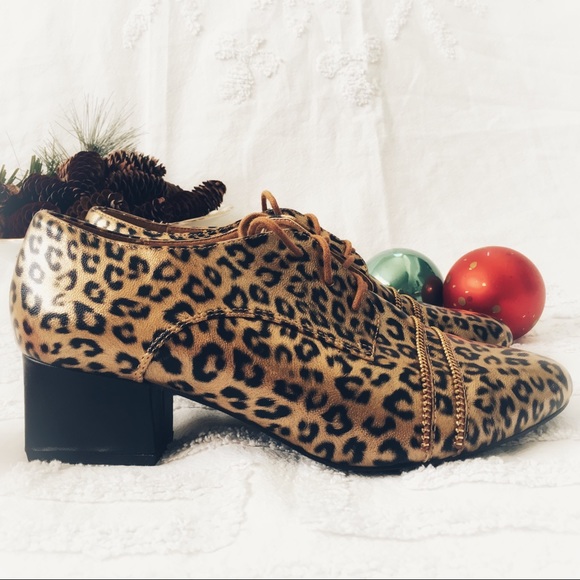 Ashro Shoes - ASHRO Cheetah Print Heeled Oxfords with Zipper